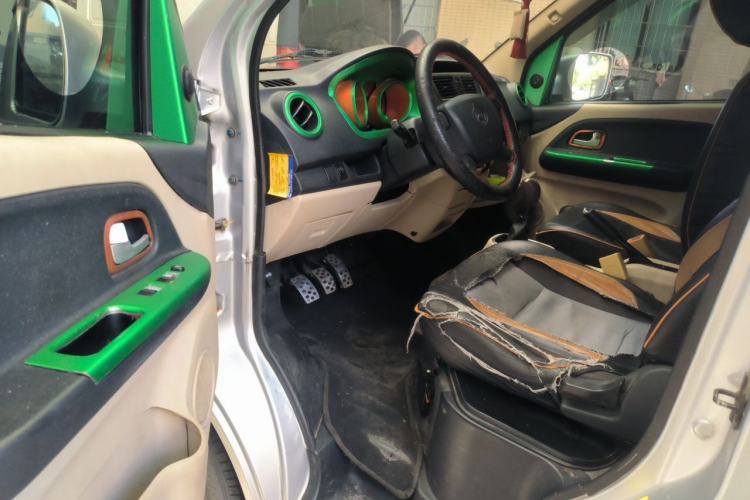 Used CHANGAN KAICHENG Ruixing M80 2018 1.5L Comfort Van Flat Roof Back-Hinged Doors 4G15S Driver Seat