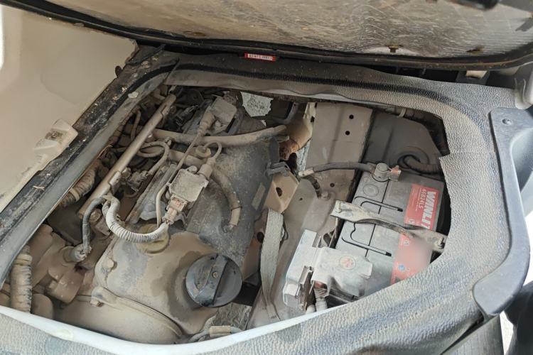Used CHANGAN KAICHENG Ruixing M80 2018 1.5L Base Van Flat Roof Back-Hinged Doors 4G15S Engine Bay