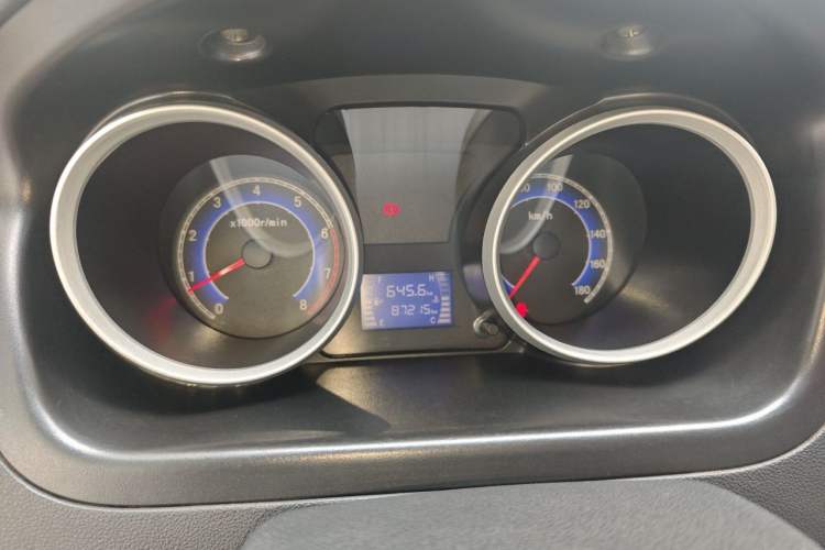 Used CHANGAN KAICHENG Ruixing M80 2018 1.5L Comfort Van Flat Roof Back-Hinged Doors 4G15S Instrument Cluster