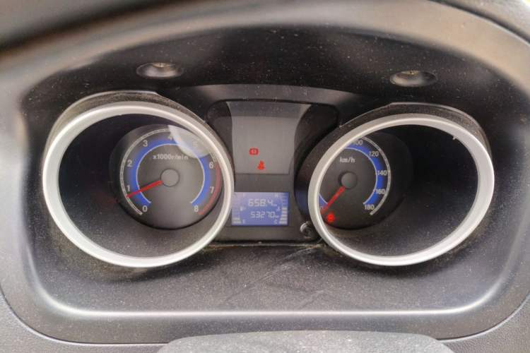 Used CHANGAN KAICHENG Ruixing M80 2018 1.5L Base Model Van Semi-Blind Window Flat Roof Rear-Hinged Doors 4G15S Instrument Cluster