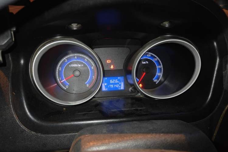 Used CHANGAN KAICHENG Ruixing M80 2018 1.5L Base Van Flat Roof Back-Hinged Doors 4G15S Instrument Cluster