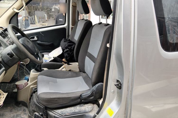 Used CHANGAN KAICHENG Ruixing M80 2018 1.5L Base Model Van Semi-Blind Window Flat Roof Rear-Hinged Doors 4G15S Left Front Seat