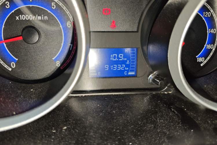 Used CHANGAN KAICHENG Ruixing M80 2018 1.5L Base Model Van Semi-Blind Window Flat Roof Rear-Hinged Doors 4G15S Odometer Close Up
