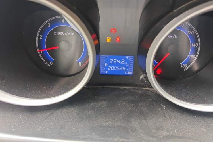 Used CHANGAN KAICHENG Ruixing M80 2018 1.5L Comfort Van Flat Roof Back-Hinged Doors 4G15S Odometer Close Up