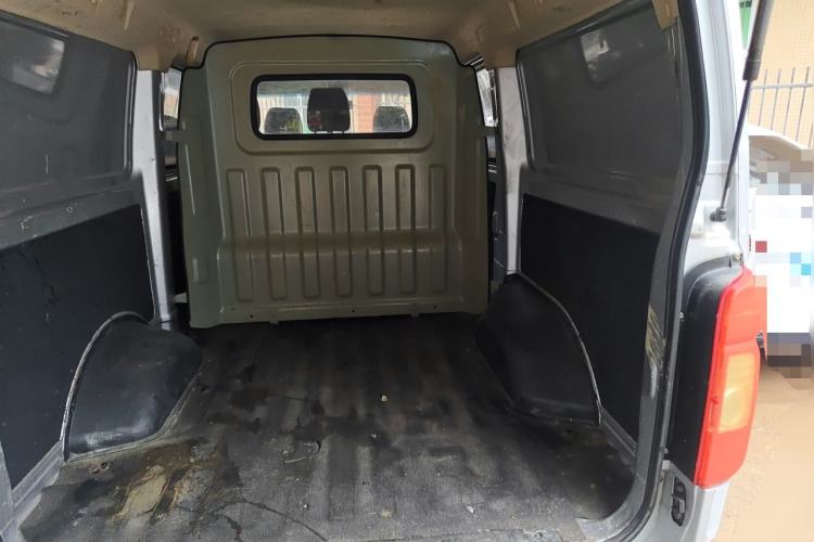 Used CHANGAN KAICHENG Ruixing M80 2018 1.5L Base Model Van Semi-Blind Window Flat Roof Rear-Hinged Doors 4G15S Trunk