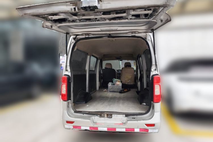 Used CHANGAN KAICHENG Ruixing M80 2018 1.5L Base Model Van Semi-Blind Window Flat Roof Rear-Hinged Doors 4G15S Trunk