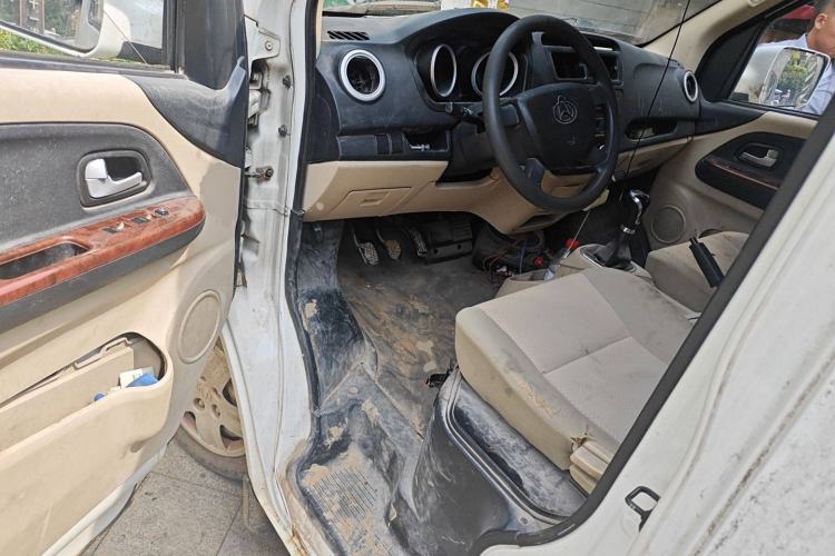 Used CHANGAN KAICHENG Ruixing M80 2018 1.5L Comfort Version Flat-Top Liftback 4G15S Driver Seat