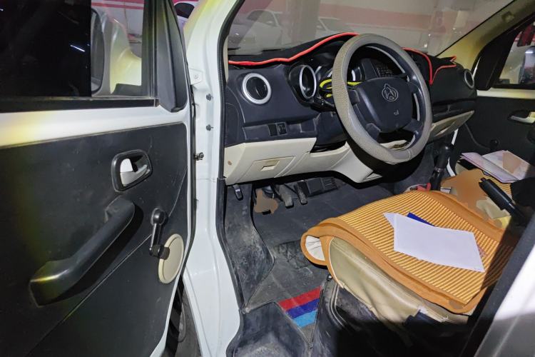 Used CHANGAN KAICHENG Ruixing M80 2018 1.5L Base Model CNG Van Flat Roof Rear-Hinged Doors 4G15S Driver Seat
