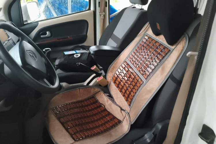 Used CHANGAN KAICHENG Ruixing M80 2018 1.5L Base Model Van Flat Roof Twin Side Doors 4G15S Left Front Seat