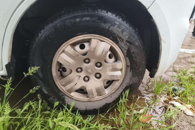 Used CHANGAN KAICHENG Ruixing M80 2018 1.5L Base Model Van Flat Roof Twin Side Doors 4G15S Right Front Wheel Hub