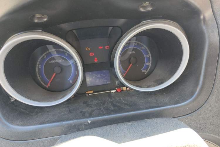 Used CHANGAN KAICHENG Ruixing M80 2018 1.5L Base Van Flat Roof Back-Hinged Doors 4G15S Instrument Cluster