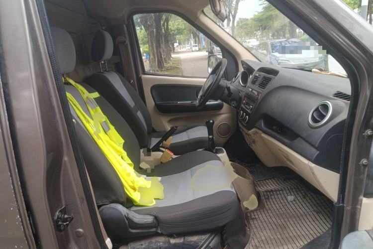 Used CHANGAN KAICHENG Ruixing M80 2019 1.5L Base Version 2-Seater Single-Steamed Air Conditioning China VI Standard Flat Roof Rear-Hinged Doors DAM15KR Left Rear Seat
