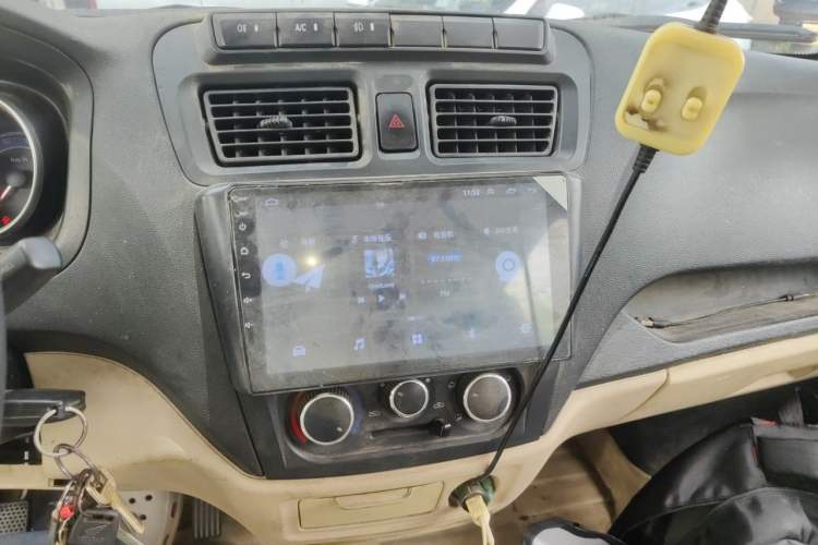 Used CHANGAN KAICHENG Ruixing M80 2019 1.5L Comfort Edition 4-Seater Single-Steaming Air Conditioner China VI Standard Flat Roof Dual-Swing Doors – DAM15KR Audio And AC Panel