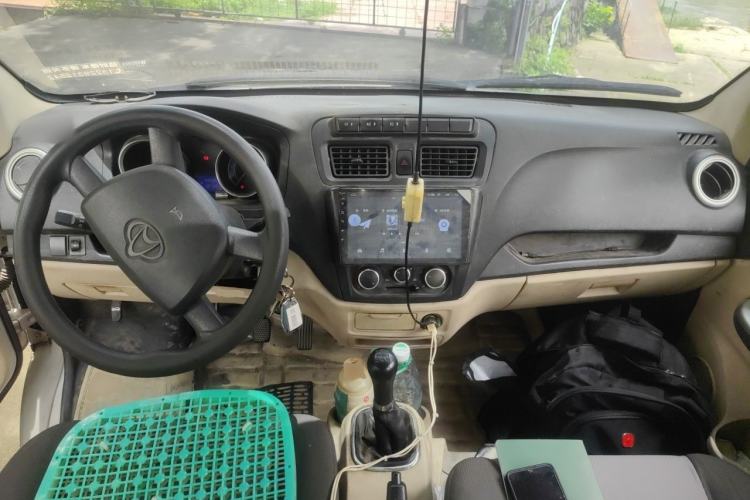Used CHANGAN KAICHENG Ruixing M80 2019 1.5L Comfort Edition 4-Seater Single-Steaming Air Conditioner China VI Standard Flat Roof Dual-Swing Doors – DAM15KR Center Console