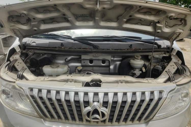 Used CHANGAN KAICHENG Ruixing M80 2019 1.5L Comfort Edition 4-Seater Single-Steaming Air Conditioner China VI Standard Flat Roof Dual-Swing Doors – DAM15KR Engine Bay