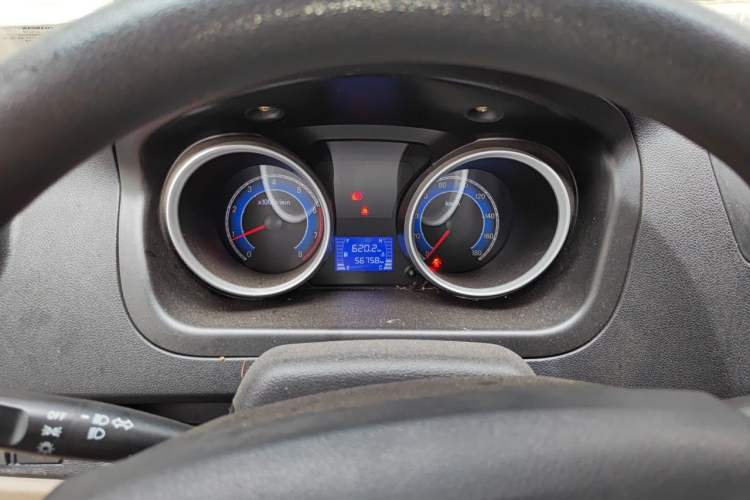 Used CHANGAN KAICHENG Ruixing M80 2019 1.5L Base Version 4-Seater Single-Steamed Air Conditioning China VI Standard Flat Roof with Lift-Up Rear Door DAM15KR Instrument Cluster