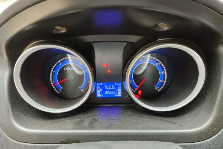 Used CHANGAN KAICHENG Ruixing M80 2019 1.5L Base Version 2-Seater Single-Steamed Air Conditioning China VI Standard Flat Roof Rear-Hinged Doors DAM15KR Instrument Cluster