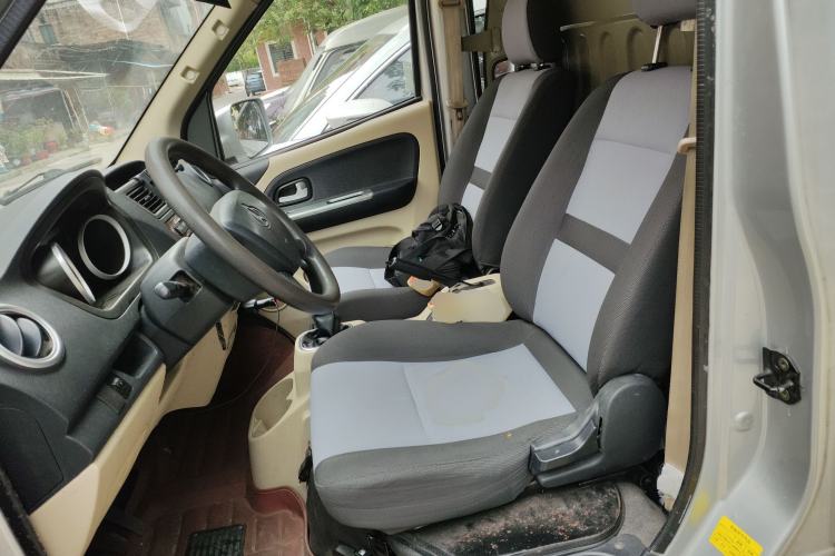 Used CHANGAN KAICHENG Ruixing M80 2019 1.5L Base Version 2-Seater Single-Steamed Air Conditioning China VI Standard Flat Roof Rear-Hinged Doors DAM15KR Left Front Seat
