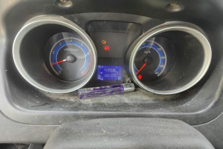 Used CHANGAN KAICHENG Ruixing M80 2019 1.5L Comfort Edition 4-Seater Single-Steaming Air Conditioner China VI Standard Flat Roof Dual-Swing Doors – DAM15KR Odometer Close Up