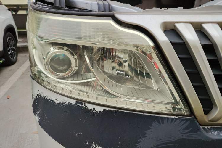 Used CHANGAN KAICHENG Ruixing M80 2019 1.5L Base Version 2-Seater Single-Steamed Air Conditioning China VI Standard Flat Roof Rear-Hinged Doors DAM15KR Right Front Headlight