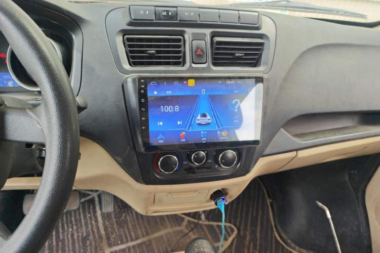 Used CHANGAN KAICHENG Ruixing M80 2019 1.5L Base Version 4-Seater Single-Steamed Air Conditioning China VI Standard Flat Roof with Lift-Up Rear Door DAM15KR Audio And AC Panel