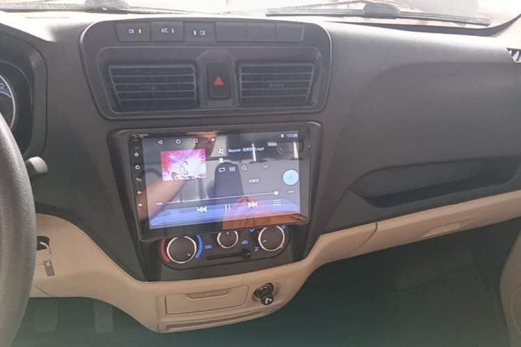 Used CHANGAN KAICHENG Ruixing M80 2019 1.5L Base Version 2-Seater Non-Air-Conditioned China VI Standard Flat Roof Hatchback Doors DAM15KR Audio And AC Panel