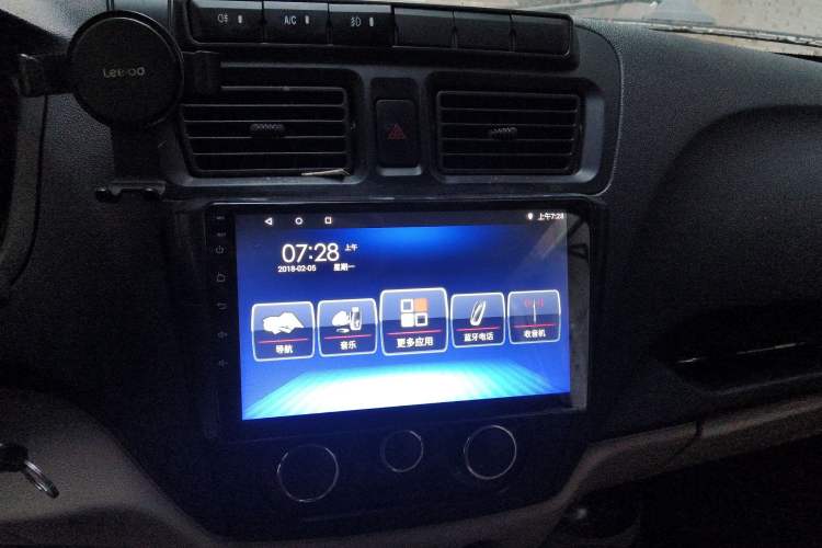 Used CHANGAN KAICHENG Ruixing M80 2019 1.5L Base Version 4-Seater Single-Steamed Air Conditioning China VI Standard Flat Roof with Lift-Up Rear Door DAM15KR Audio And AC Panel