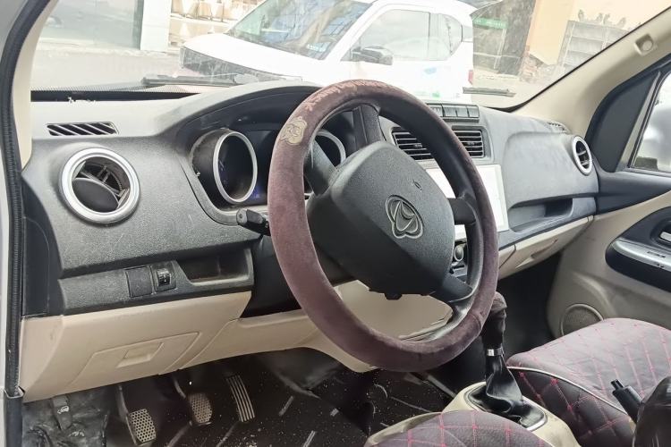 Used CHANGAN KAICHENG Ruixing M80 2019 1.5L Base Version 2-Seater Single-Steamed Air Conditioning China VI Standard Flat Roof Rear-Hinged Doors DAM15KR Center Console