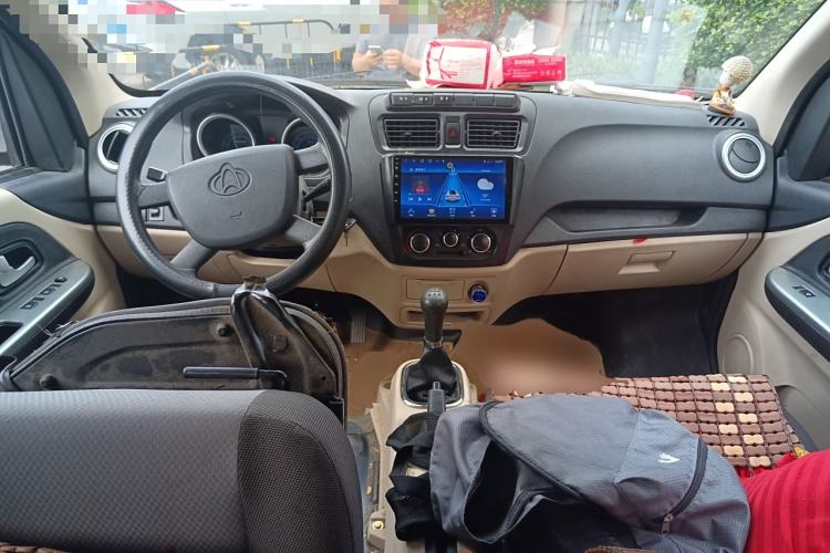 Used CHANGAN KAICHENG Ruixing M80 2019 1.5L Comfort Version 2-Seater Single-Steaming Air-Conditioned China VI Standard Flat Roof Side-Hinged Doors – DAM15KR Center Console