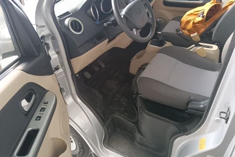 Used CHANGAN KAICHENG Ruixing M80 2019 1.5L Base Version 2-Seater Non-Air-Conditioned China VI Standard Flat Roof Hatchback Doors DAM15KR Driver Seat