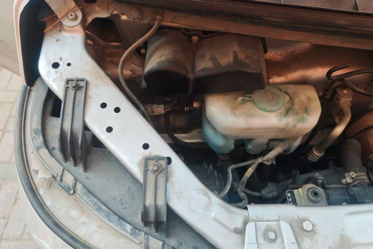 Used CHANGAN KAICHENG Ruixing M80  Engine Bay Right