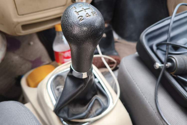 Used CHANGAN KAICHENG Ruixing M80 2019 1.5L Comfort Version 2-Seater Single-Steaming Air-Conditioned China VI Standard Flat Roof Side-Hinged Doors – DAM15KR Gear Lever