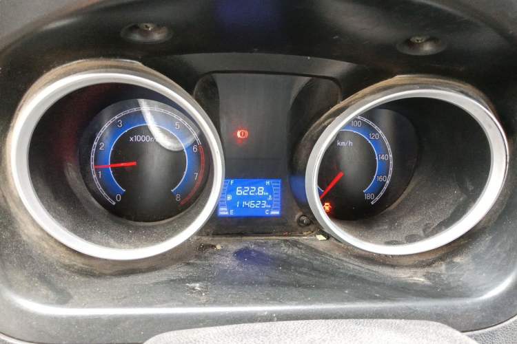 Used CHANGAN KAICHENG Ruixing M80 2019 1.5L Base Version 2-Seater Single-Steamed Air Conditioning China VI Standard Flat Roof Rear-Hinged Doors DAM15KR Instrument Cluster