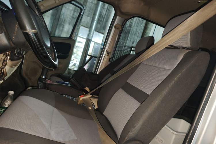 Used CHANGAN KAICHENG Ruixing M80 2019 1.5L Comfort Version 2-Seater Single-Steaming Air-Conditioned China VI Standard Flat Roof Side-Hinged Doors – DAM15KR Left Front Seat