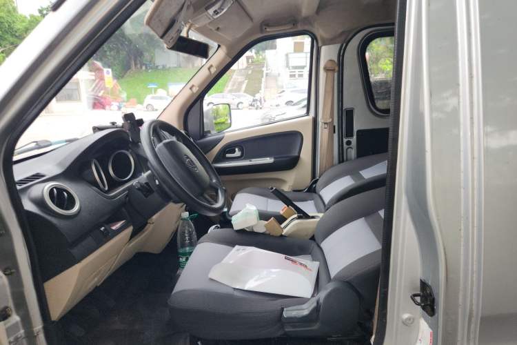 Used CHANGAN KAICHENG Ruixing M80 2019 1.5L Base Version 4-Seater Single-Steamed Air Conditioning China VI Standard Flat Roof with Lift-Up Rear Door DAM15KR Left Front Seat