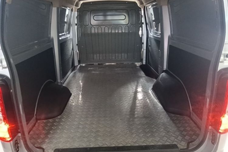 Used CHANGAN KAICHENG Ruixing M80 2019 1.5L Base Version 2-Seater Non-Air-Conditioned China VI Standard Flat Roof Hatchback Doors DAM15KR Left Rear Seat