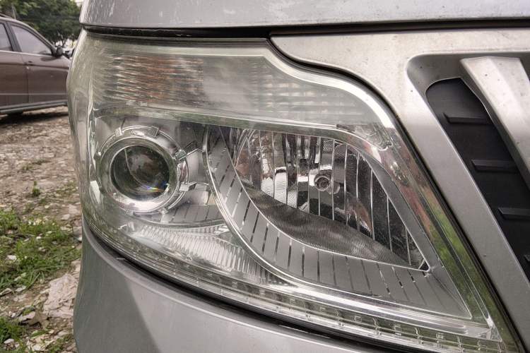Used CHANGAN KAICHENG Ruixing M80 2019 1.5L Base Version 4-Seater Single-Steamed Air Conditioning China VI Standard Flat Roof with Lift-Up Rear Door DAM15KR Right Front Headlight