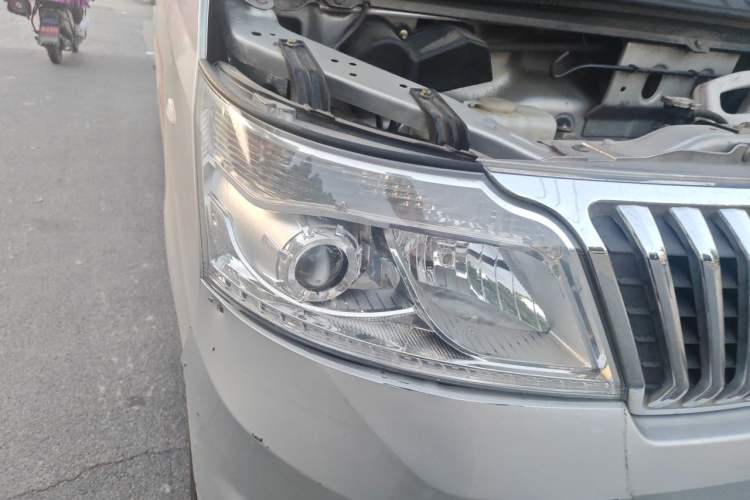 Used CHANGAN KAICHENG Ruixing M80 2019 1.5L Base Version 2-Seater Non-Air-Conditioned China VI Standard Flat Roof Hatchback Doors DAM15KR Right Front Headlight