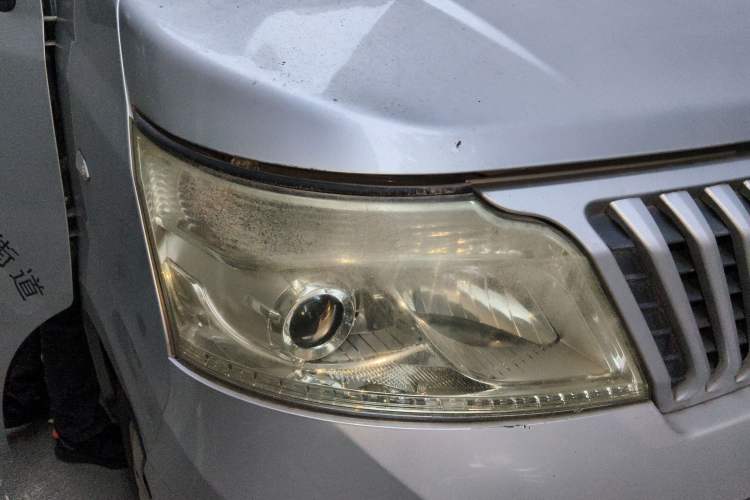 Used CHANGAN KAICHENG Ruixing M80 2019 1.5L Base Version 4-Seater Single-Steamed Air Conditioning China VI Standard Flat Roof with Lift-Up Rear Door DAM15KR Right Front Headlight