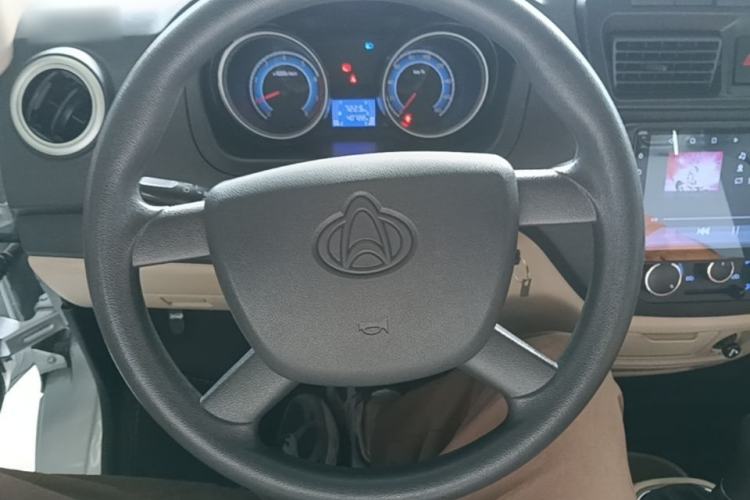 Used CHANGAN KAICHENG Ruixing M80 2019 1.5L Base Version 2-Seater Non-Air-Conditioned China VI Standard Flat Roof Hatchback Doors DAM15KR Steering Wheel