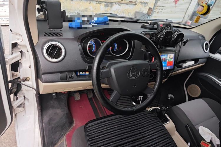 Used CHANGAN KAICHENG Ruixing M80 2019 1.5L Base Version 2-Seater Single-Steamed Air Conditioning China VI Standard Flat Roof Rear-Hinged Doors DAM15KR Center Console