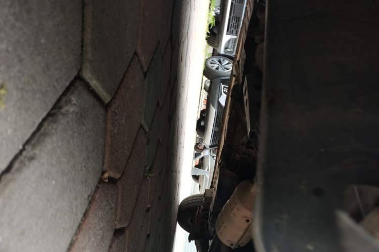 Used CHANGAN KAICHENG Ruixing M80  Chassis Front Left