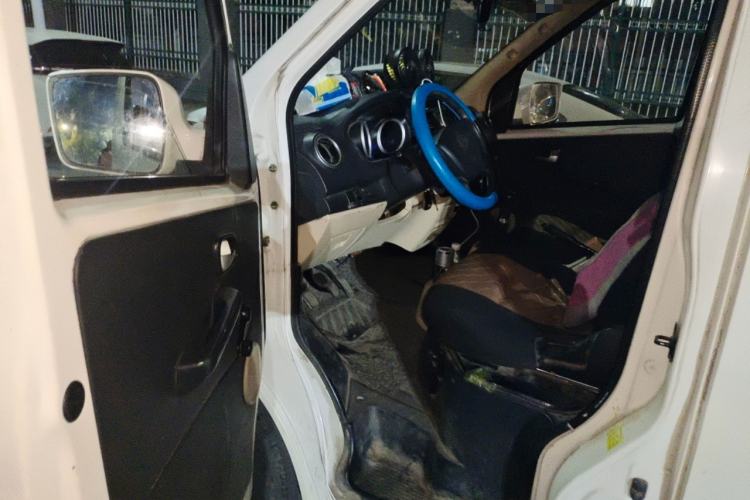 Used CHANGAN KAICHENG Ruixing M80 2019 1.5L Base Version 2-Seater Non-Air-Conditioned China VI Standard Flat Roof Hatchback Doors DAM15KR Driver Seat