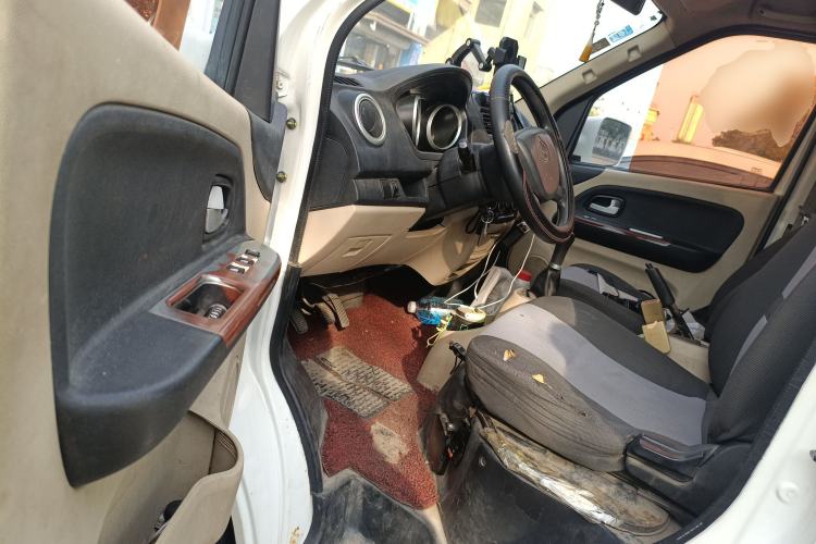 Used CHANGAN KAICHENG Ruixing M80 2019 1.5L Base Version 2-Seater Non-Air-Conditioned China VI Standard Flat Roof Hatchback Doors DAM15KR Driver Seat