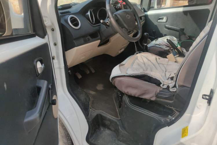 Used CHANGAN KAICHENG Ruixing M80 2019 1.5L Base Version 4-Seater Single-Steamed Air Conditioning China VI Standard Flat Roof with Lift-Up Rear Door DAM15KR Driver Seat