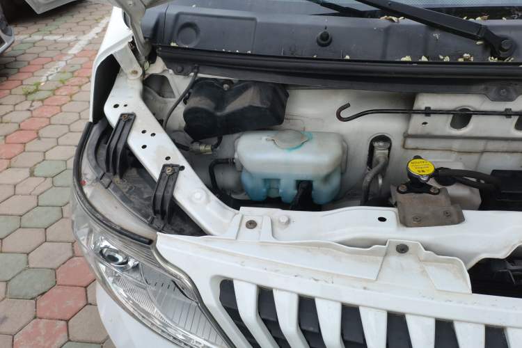 Used CHANGAN KAICHENG Ruixing M80  Engine Bay Right