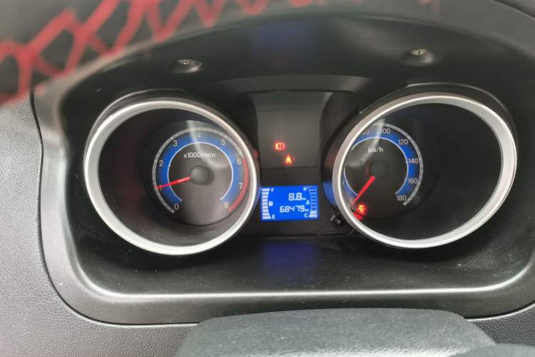 Used CHANGAN KAICHENG Ruixing M80  Instrument Cluster