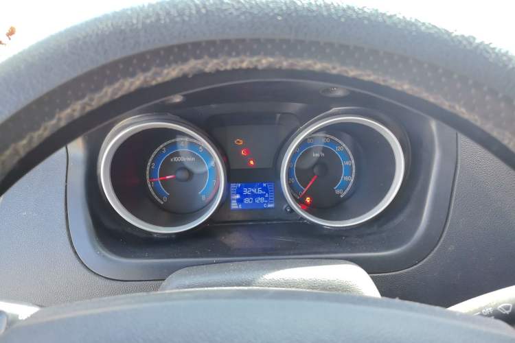 Used CHANGAN KAICHENG Ruixing M80 2019 1.5L Base Version 2-Seater Single-Steamed Air Conditioning China VI Standard Flat Roof Rear-Hinged Doors DAM15KR Instrument Cluster