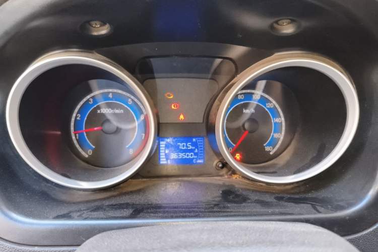 Used CHANGAN KAICHENG Ruixing M80 2019 1.5L Base Version 2-Seater Single-Steamed Air Conditioning China VI Standard Flat Roof Rear-Hinged Doors DAM15KR Instrument Cluster