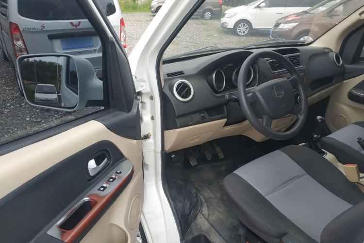 Used CHANGAN KAICHENG Ruixing M80 2019 1.5L Base Version 2-Seater Single-Steamed Air Conditioning China VI Standard Flat Roof Rear-Hinged Doors DAM15KR Interior 3
